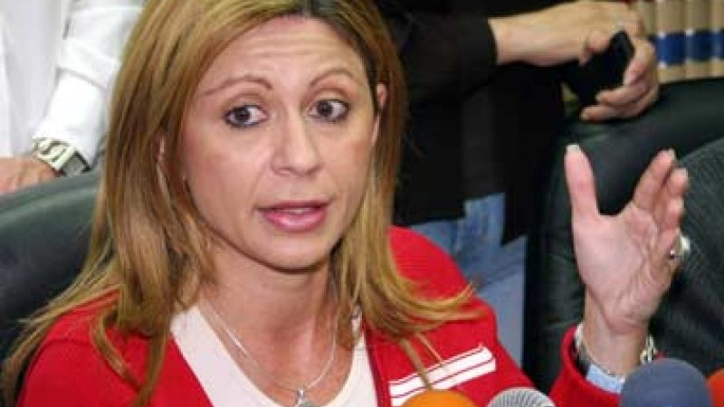Mónica Fernández, abogada del Foro Penal Venezolano, sufre atentado.